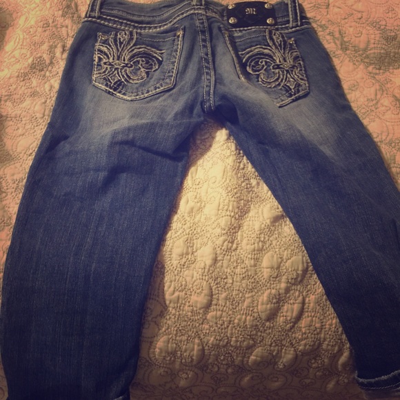 Miss Me capris size 27