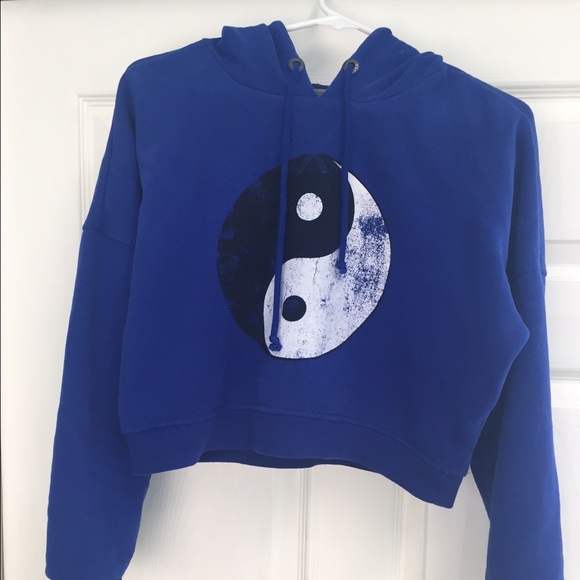 Cropped yin yang distressed hoodie