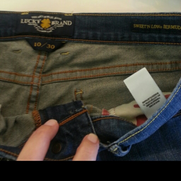 Vintage NWOT Lucky Sweet'N Low Bermuda Shorts - Picture 3 of 3