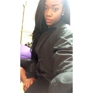 Meet your Posher, Gia