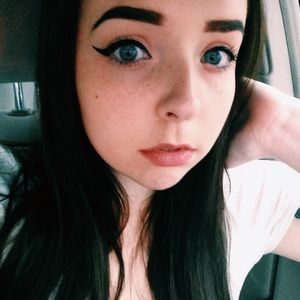 Meet your Posher, Paige