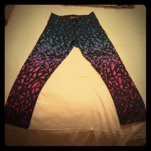 NWOT express cropped running pants
