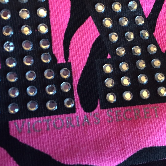 NEW WITH TAGS • PINK VS Exercise Workout Shorts S - Picture 4 of 4