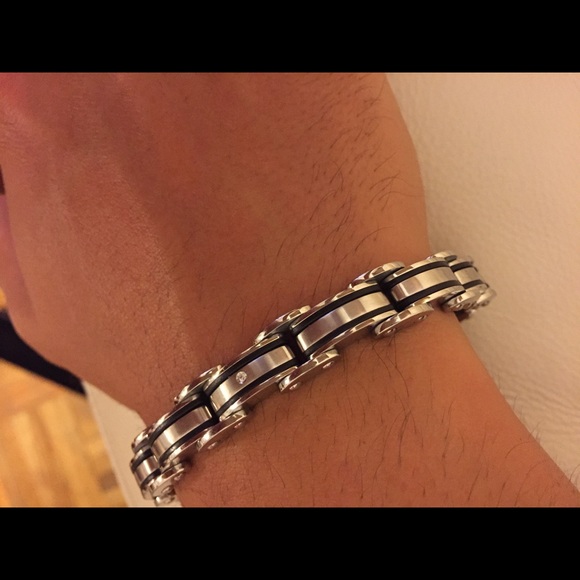 Beautiful never used men's braclet