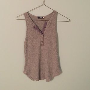 Grey tank top