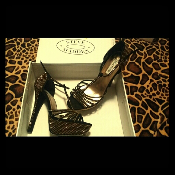 Shimmering Heels