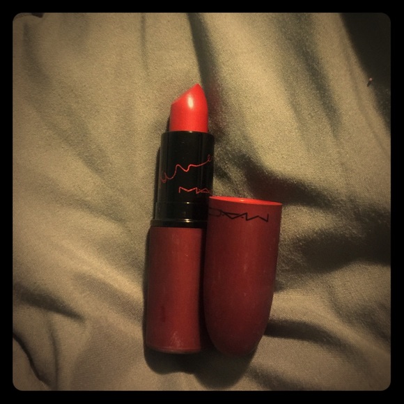 MAC Viva Glam Rihanna Lipstick BRAND NEW