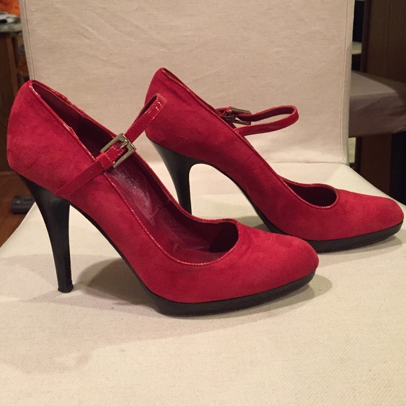 Karen Millen England Red Suede Mary Janes