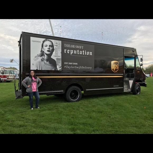 Meet your Posher, Michelle - Picture 4 of 8