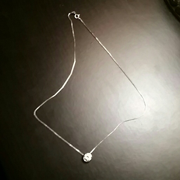 Knecklace
