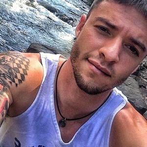 Meet your Posher, Richard