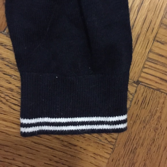 Cardigan - Picture 2 of 3