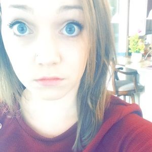 Meet your Posher, Lexi