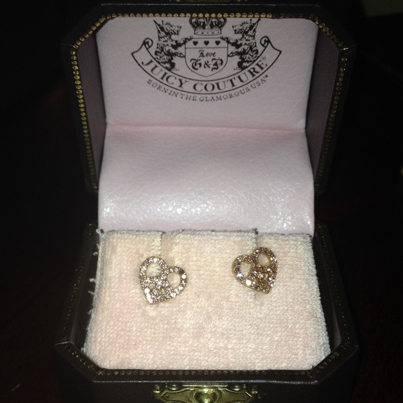 Peace sign heart earrings! Juicy couture!