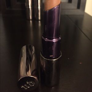 Urban decay naked 2 lipstick
