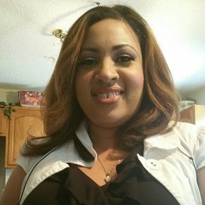 Meet your Posher, Ashanta