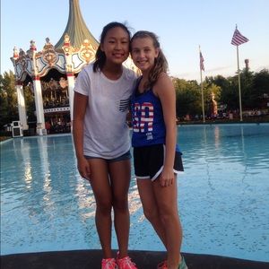 Meet your Posher, Abigail