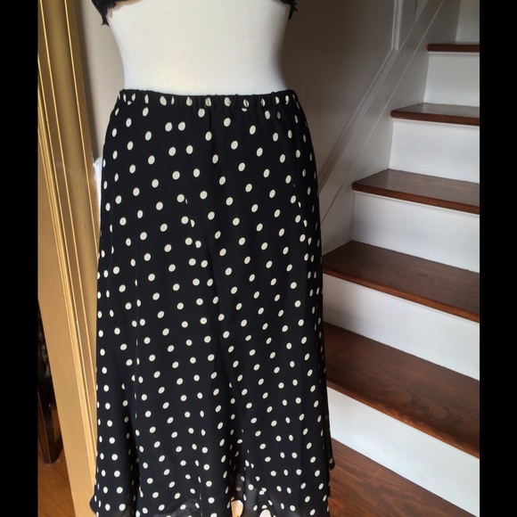 Jones New York Silk Polka Dot Skirt. NWOT - Picture 4 of 6
