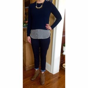 Navy chunky knit sweater w shirt tails!