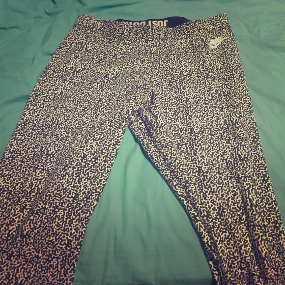 Nike Cheetah Print Leggings
