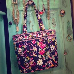 Vera Bradley large tote