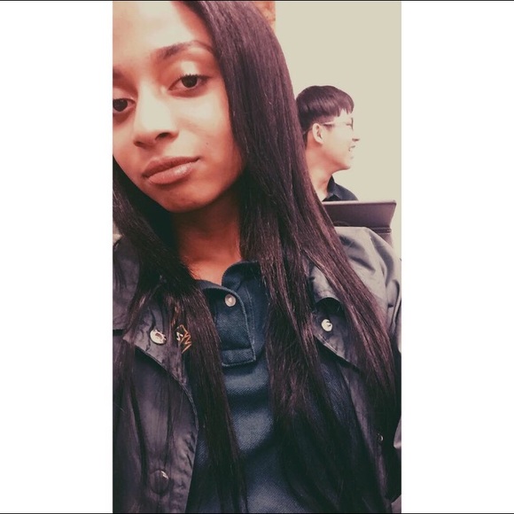 Meet your Posher, Paige - Picture 1 of 1