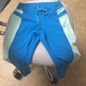 New LuluLemon Capris Size 6