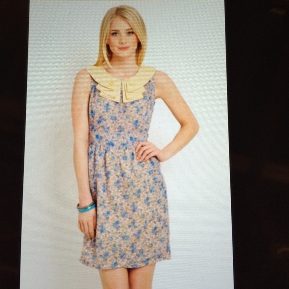 Knitted dove Wildflowers dress