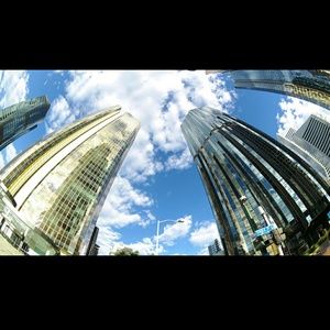 Meet your Posher, Adrianne