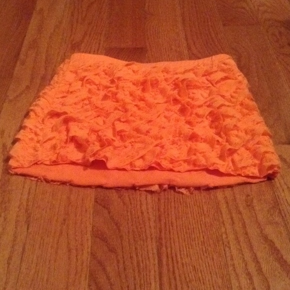Ruffle skirt