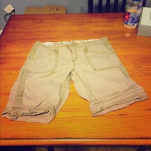 Adventure light green shorts