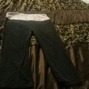 Yoga capri workout leggings