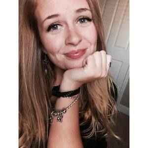 Meet your Posher, Alexis