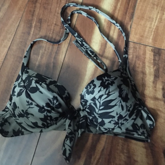 Victoria's Secret bikini top