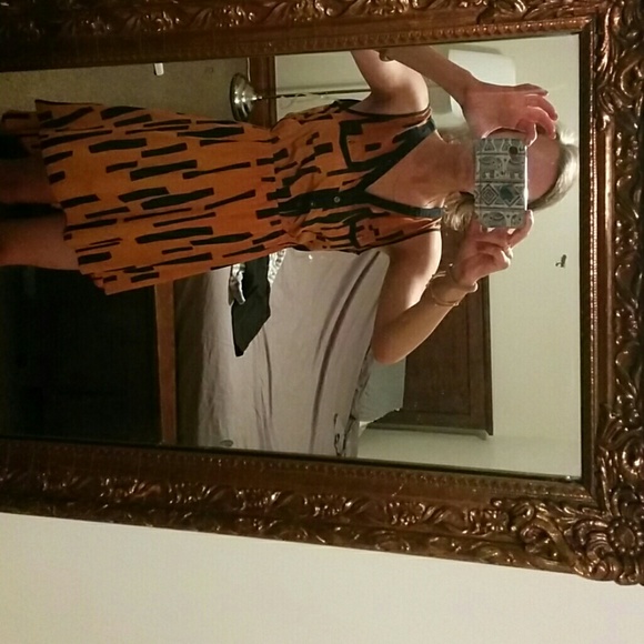 Dress - Picture 2 of 2