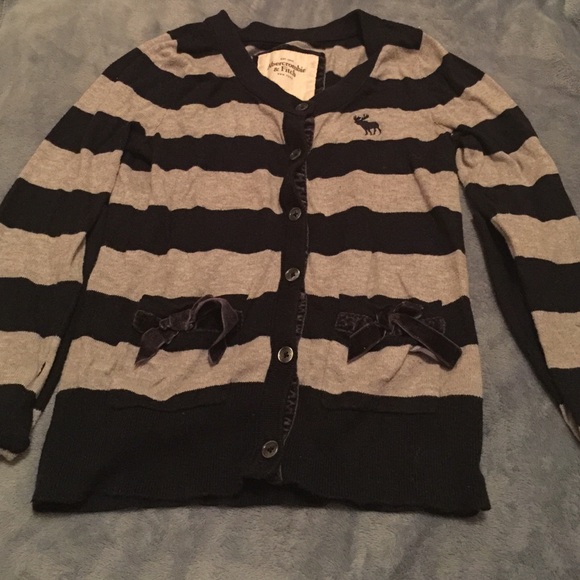 A&F stripped cardigan !