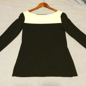 SOLD ‼️ Color block long sleeve shirt