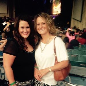 Meet your Posher, Sandy