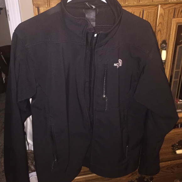 Women or men Northface jacket
