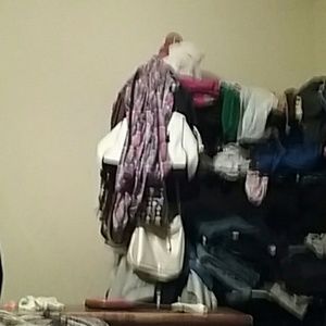 Meet your Posher, Antonia