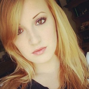 Meet your Posher, Veda