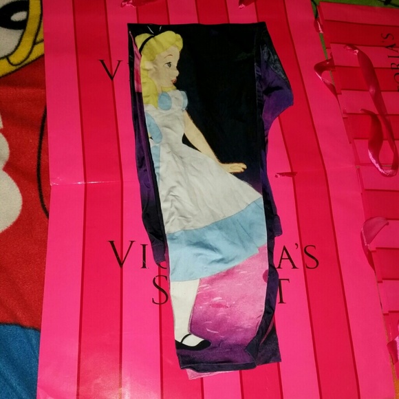 Alice in Wonderland Leggings