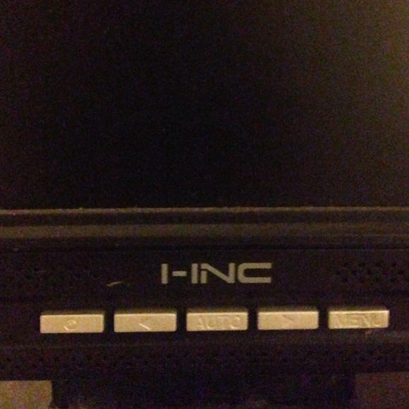 Computer monitor - Picture 2 of 2