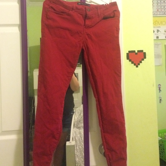 Red skinny jeans