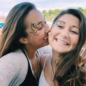 Meet your Posher, Jeana