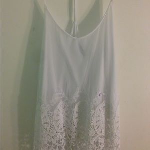 🌹🌿Beautiful Mesh/Lace Tank🌿🌹