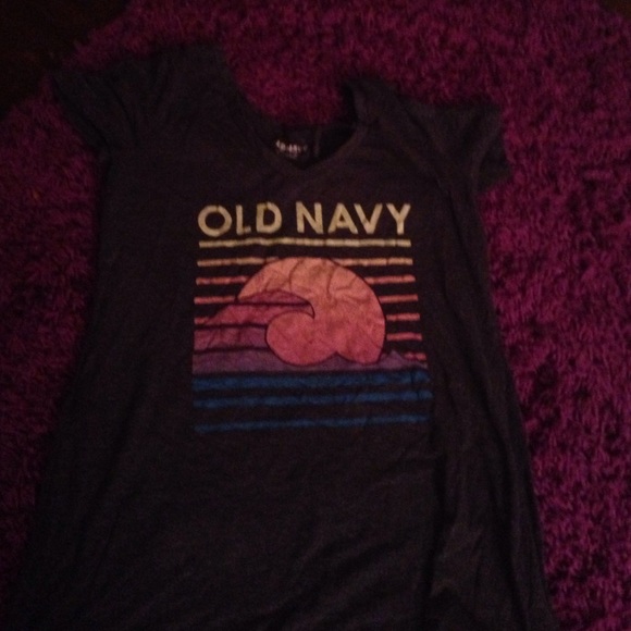 grey old navy shirt with sunset