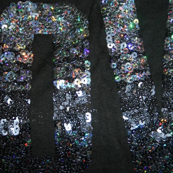 Small vs pink bling tee medium trade black - Picture 3 of 4