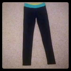 Black ivivva leggings