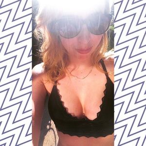 Meet your Posher, Elissa